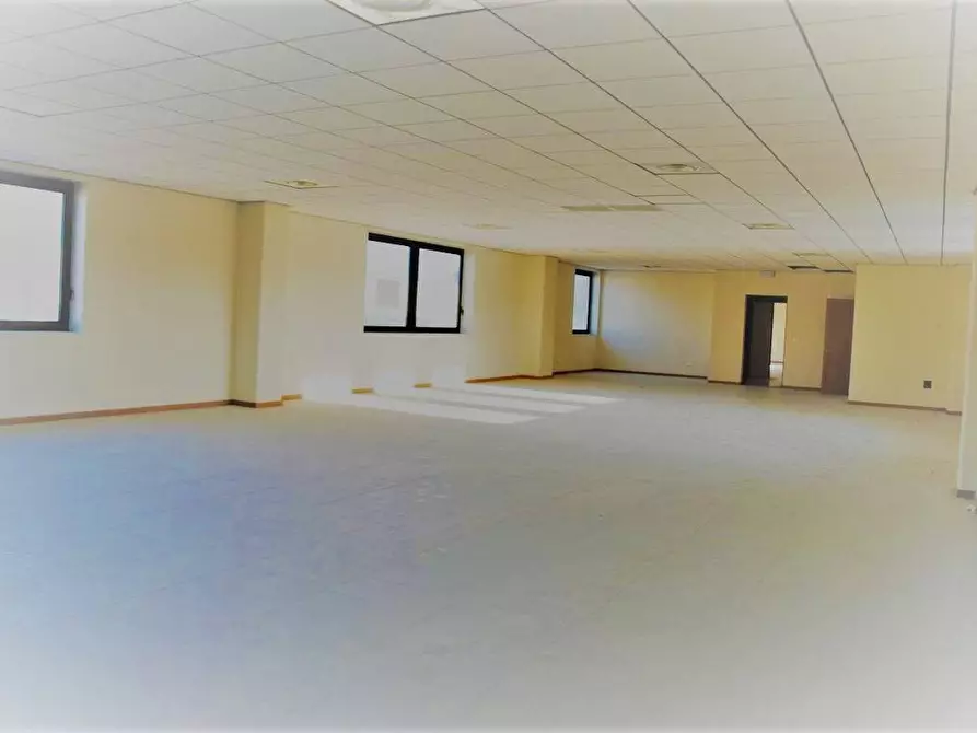 Immagine 10 di Ufficio in affitto  in Via Europa a Preganziol