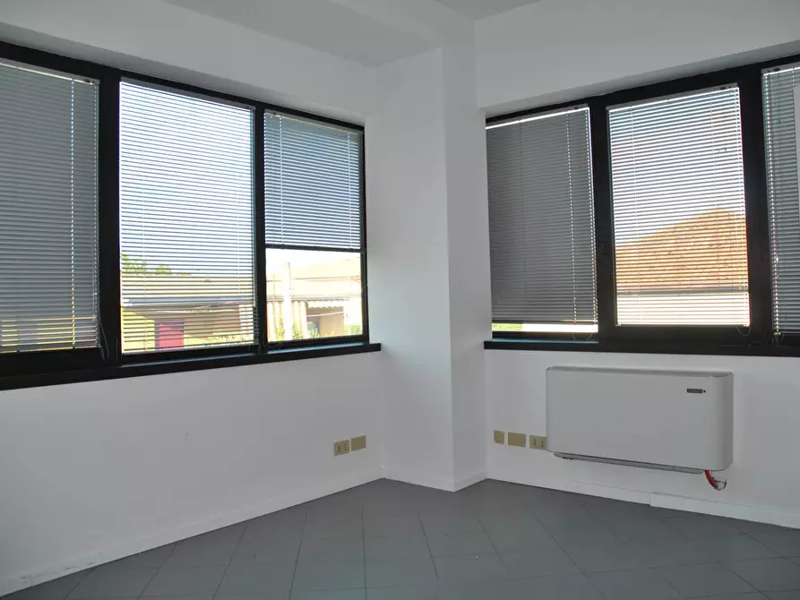 Immagine 3 di Ufficio in affitto  in Via Terraglio a Preganziol
