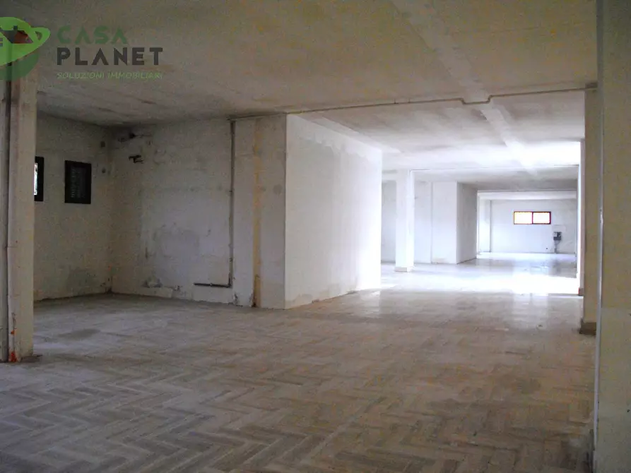 Immagine 3 di Locale commerciale in vendita  in lomellina 36 a Mira