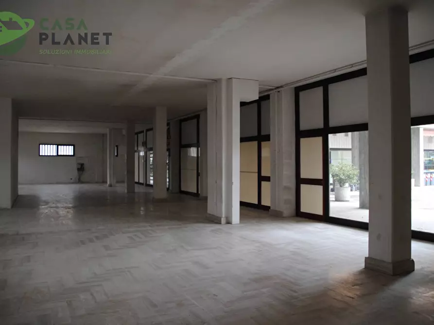 Immagine 8 di Locale commerciale in vendita  in lomellina 36 a Mira