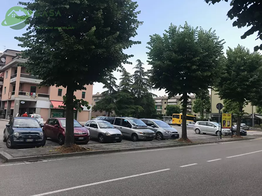 Immagine 10 di Locale commerciale in vendita  in lomellina 36 a Mira