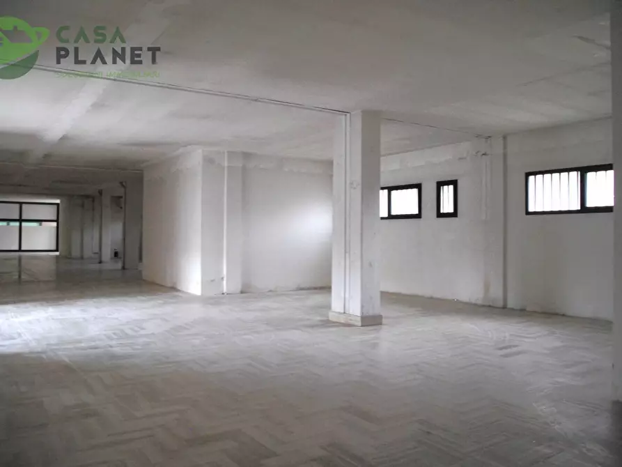 Immagine 12 di Locale commerciale in vendita  in lomellina 36 a Mira