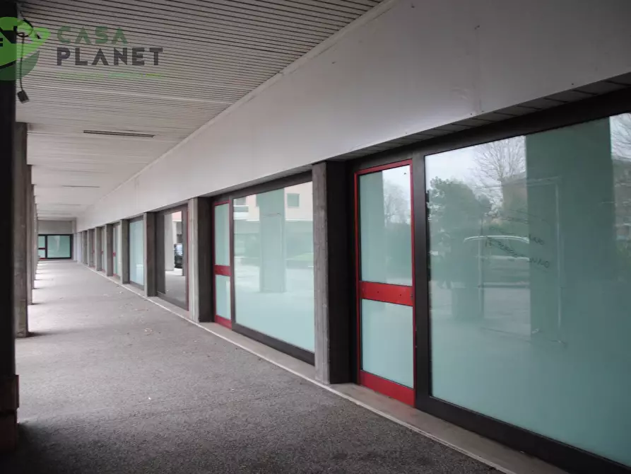 Immagine 13 di Locale commerciale in vendita  in lomellina 36 a Mira