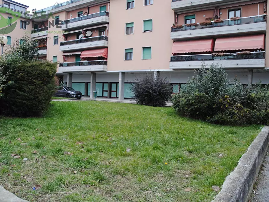 Immagine 15 di Locale commerciale in vendita  in lomellina 36 a Mira