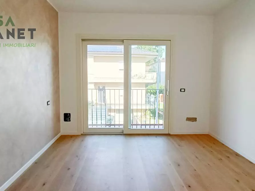 Immagine 3 di Casa semindipendente in vendita  in VIA BARBIERO a Mogliano Veneto