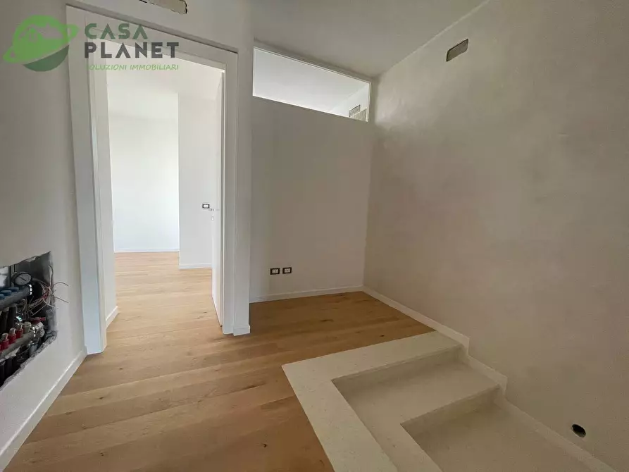 Immagine 12 di Casa semindipendente in vendita  in VIA BARBIERO a Mogliano Veneto