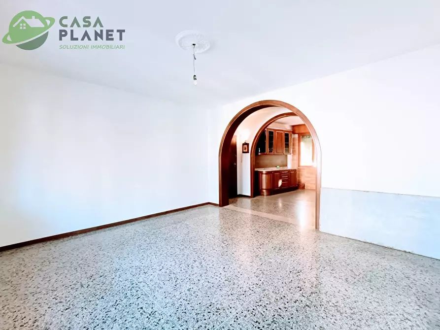 Immagine 1 di Appartamento in vendita  in VIA DELLE MARMAROLE a Venezia