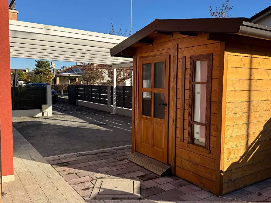 Immagine 32 di Villetta a schiera in vendita  in Via Alta a Annone Veneto