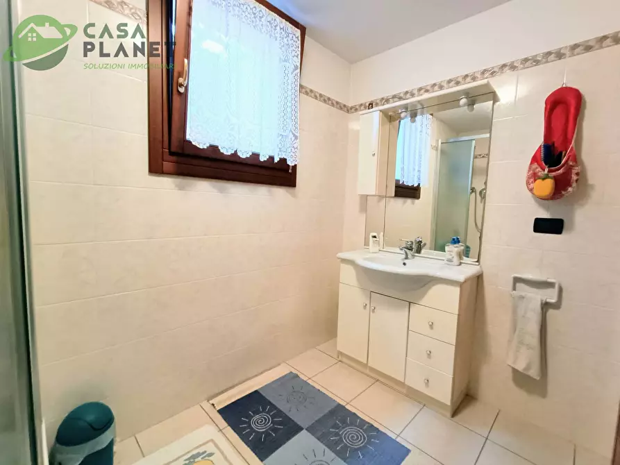 Immagine 9 di Villetta a schiera in vendita  in VIA BOSCHETTE a Marcon