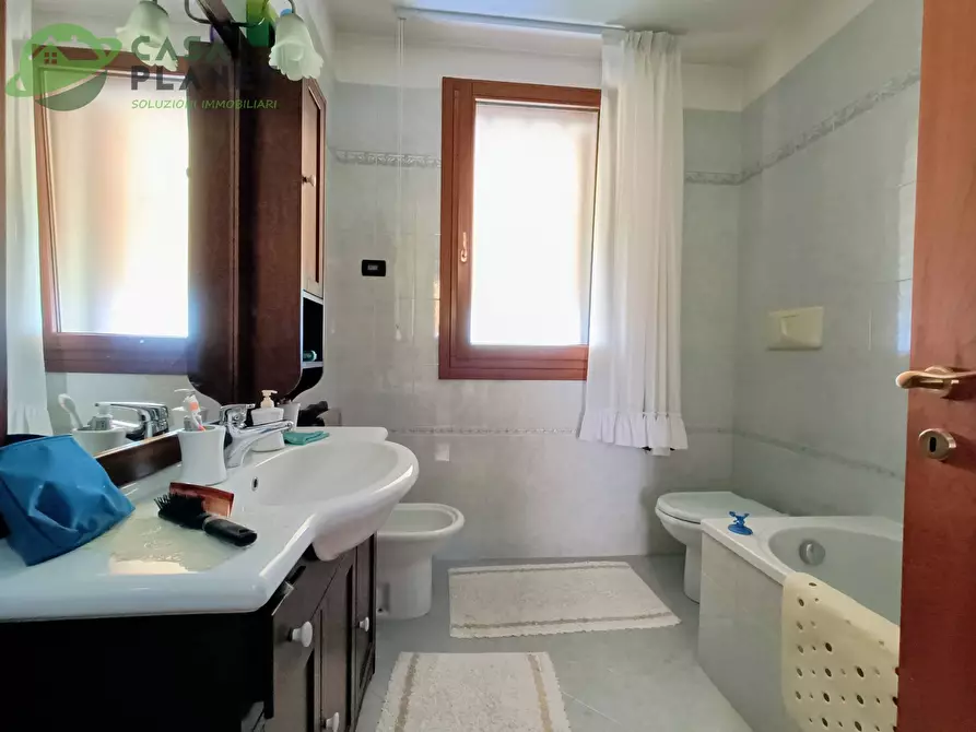 Immagine 12 di Villetta a schiera in vendita  in VIA BOSCHETTE a Marcon