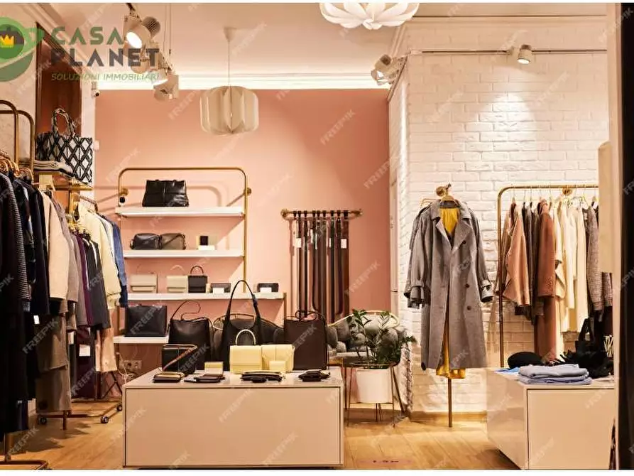 Immagine 7 di Attività commerciale in vendita  in PIAZZA a Mirano