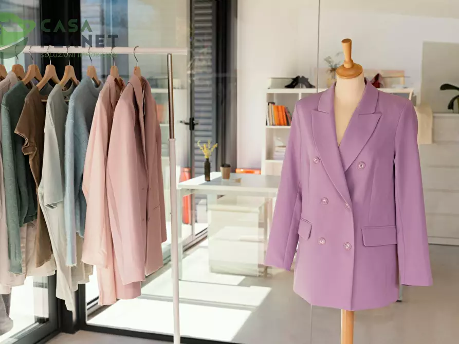 Immagine 9 di Attività commerciale in vendita  in PIAZZA a Mirano