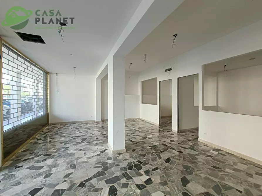 Immagine 1 di Negozio in vendita  in Via Olivolo a Venezia