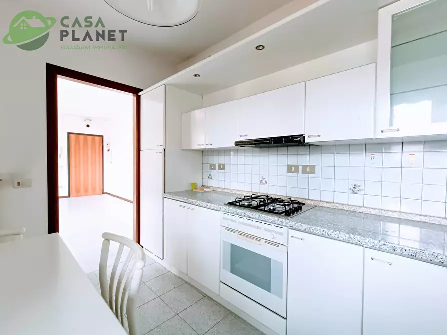 Immagine 16 di Appartamento in vendita  in VIA OLME a Mogliano Veneto