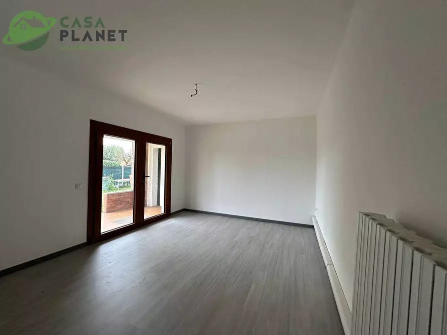 Immagine 11 di Casa semindipendente in vendita  in VIA ZERO BRANCO a Mogliano Veneto