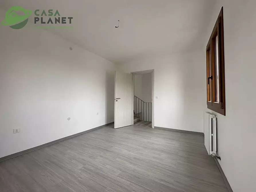 Immagine 19 di Casa semindipendente in vendita  in VIA ZERO BRANCO a Mogliano Veneto