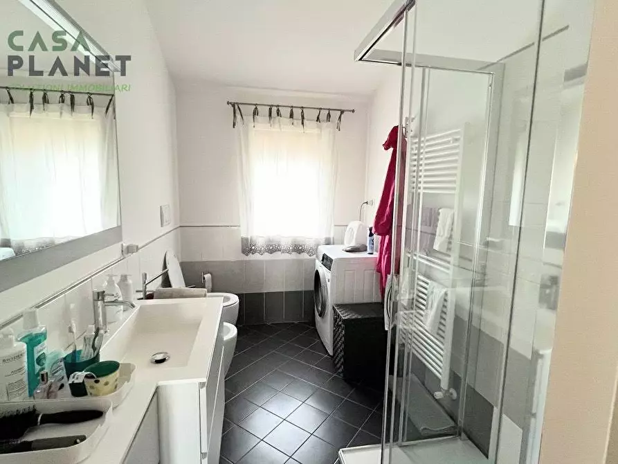 Immagine 6 di Appartamento in vendita  in via europa unita a Paese