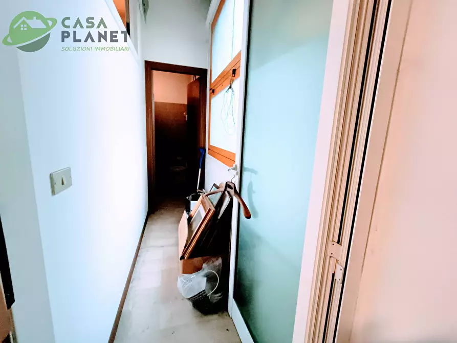 Immagine 5 di Negozio in vendita  in VIA BARBIERO a Mogliano Veneto