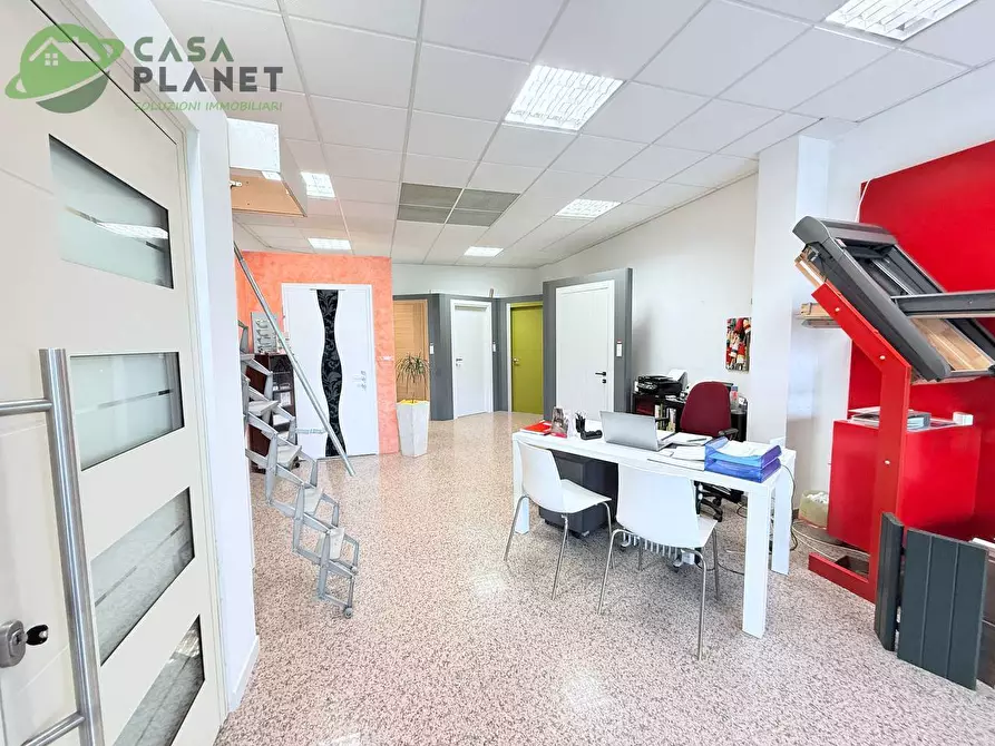 Immagine 6 di Negozio in vendita  in VIA SVEVO a Mogliano Veneto