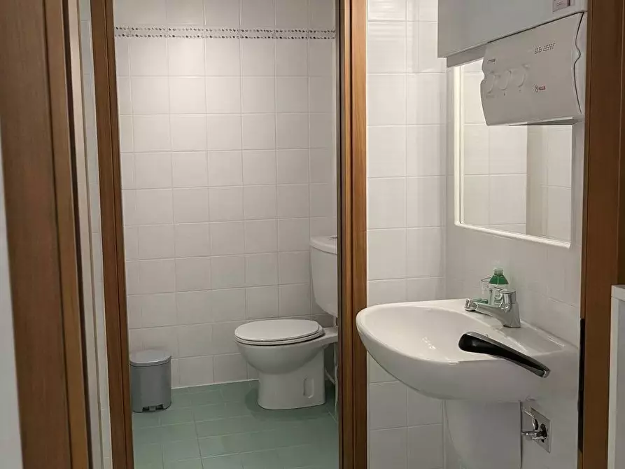 Immagine 8 di Locale commerciale in affitto  in VIA MATTEOTTI a Mogliano Veneto