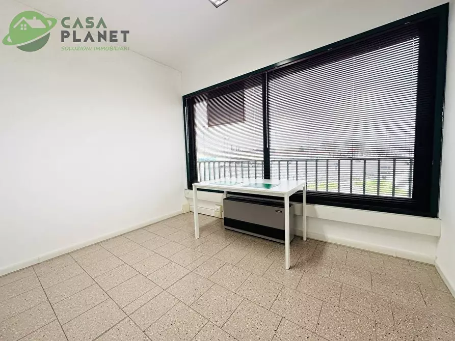 Immagine 3 di Ufficio in affitto  in via Mattei a Annone Veneto