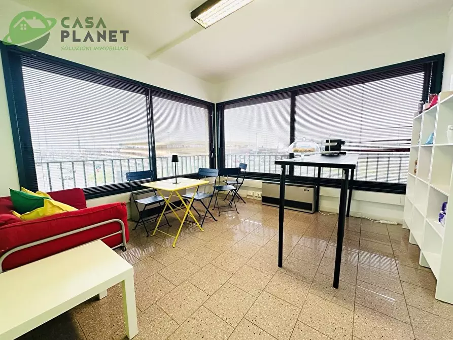 Immagine 13 di Ufficio in affitto  in via Mattei a Annone Veneto