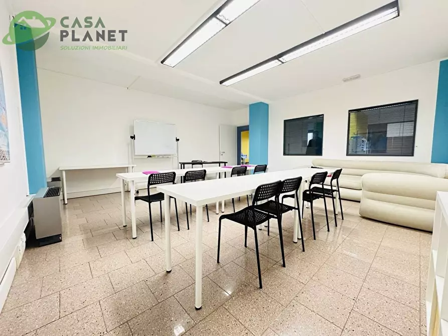 Immagine 21 di Ufficio in affitto  in via Mattei a Annone Veneto