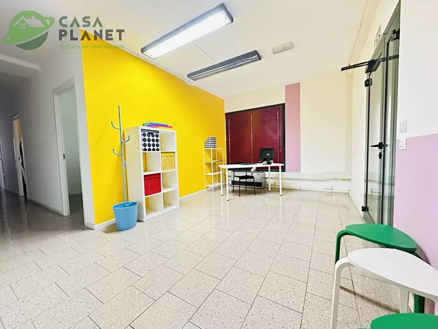 Immagine 24 di Ufficio in affitto  in via Mattei a Annone Veneto