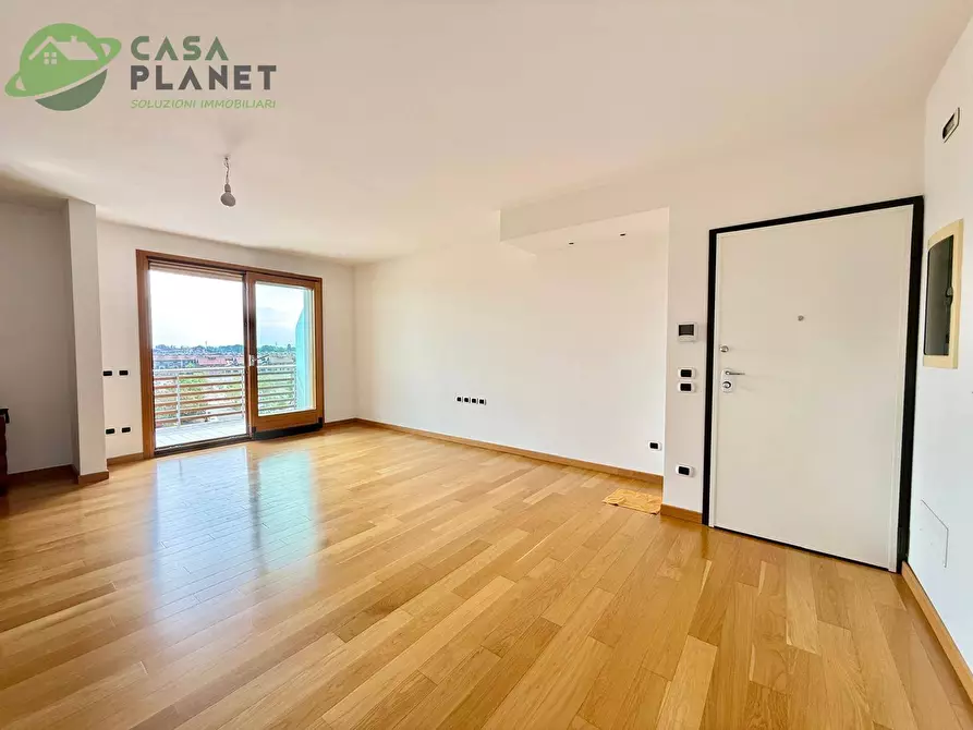 Immagine 5 di Appartamento in vendita  in VIA ALTOBELLO a Venezia