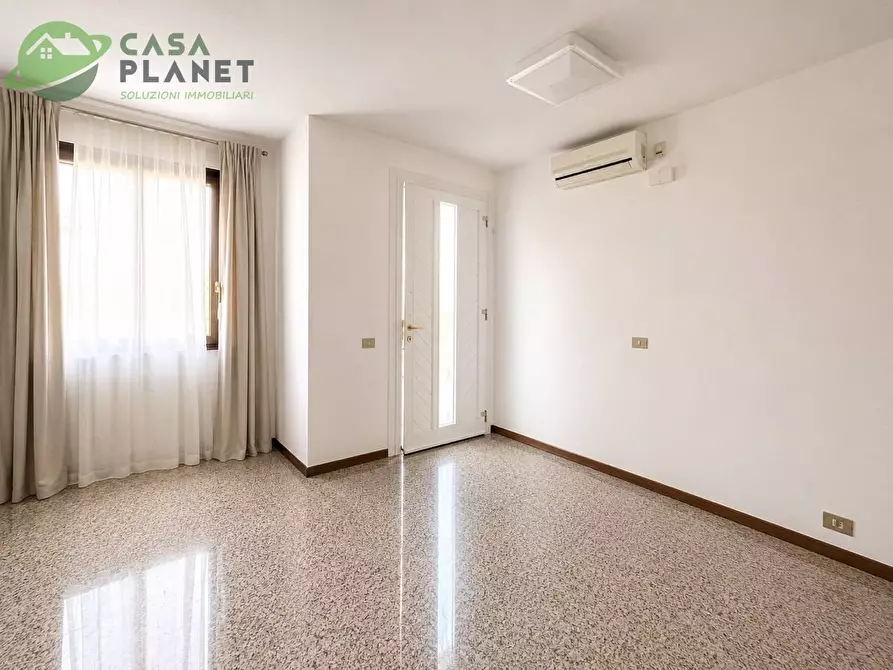 Immagine 7 di Casa semindipendente in vendita  in Via Lippi a Venezia