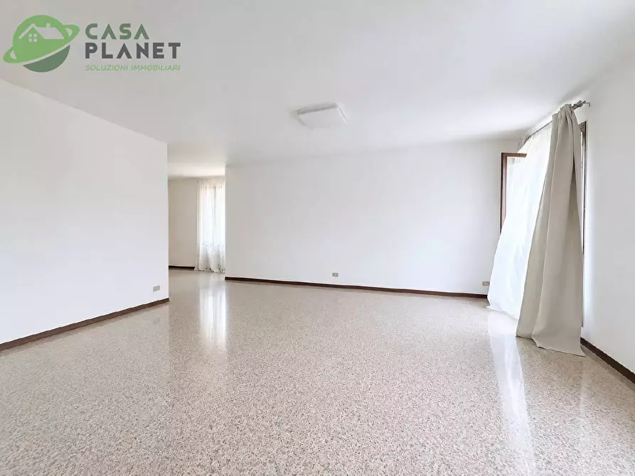 Immagine 4 di Casa semindipendente in vendita  in Via Lippi a Venezia