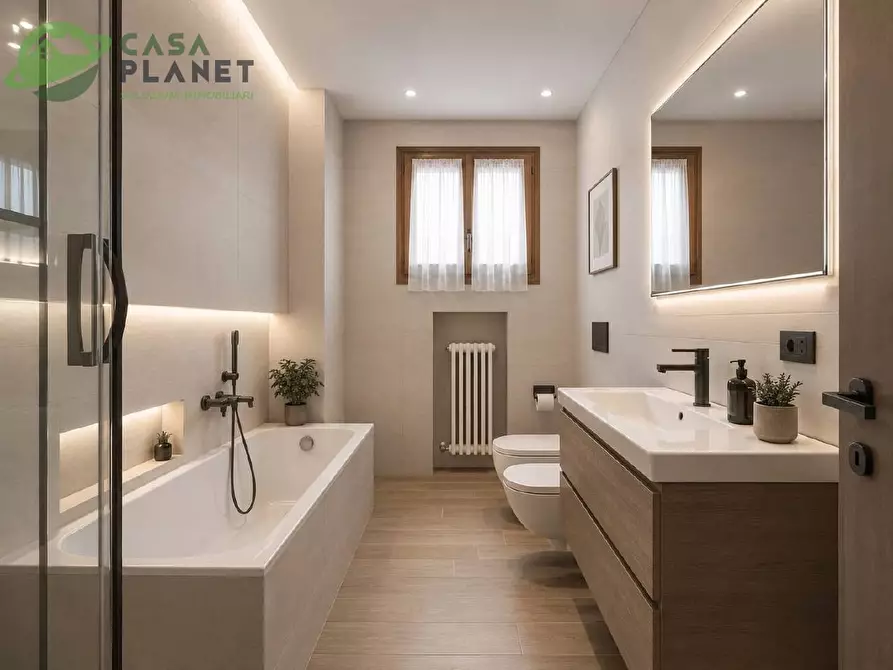 Immagine 8 di Appartamento in vendita  in VIA DELLE MARMAROLE a Venezia