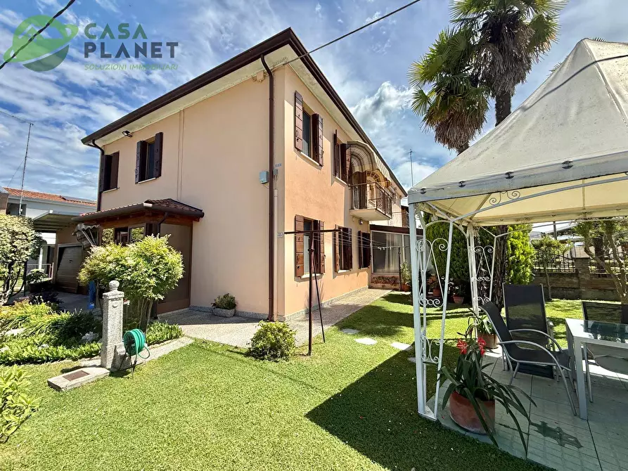 Immagine 1 di Casa semindipendente in vendita  in VIA SASSI a Mogliano Veneto