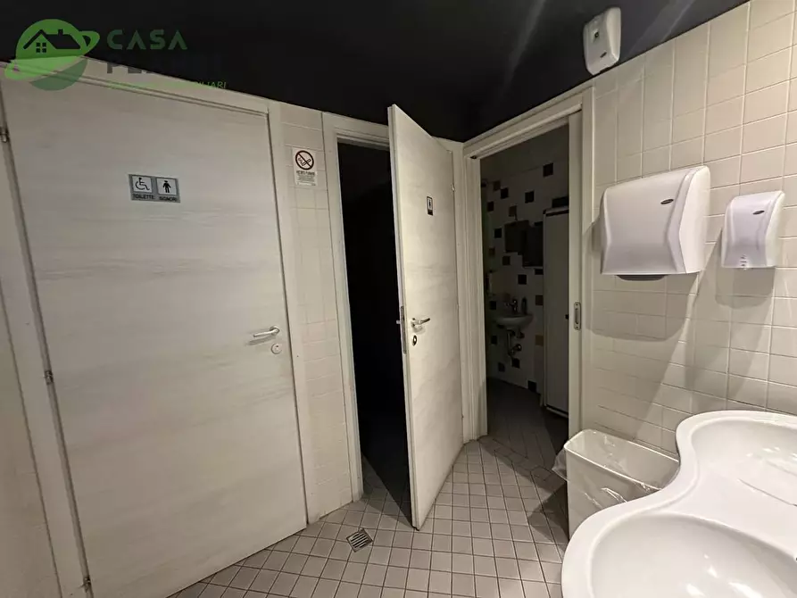 Immagine 11 di Attività commerciale in vendita  in VIA TERRAGLIO a Preganziol