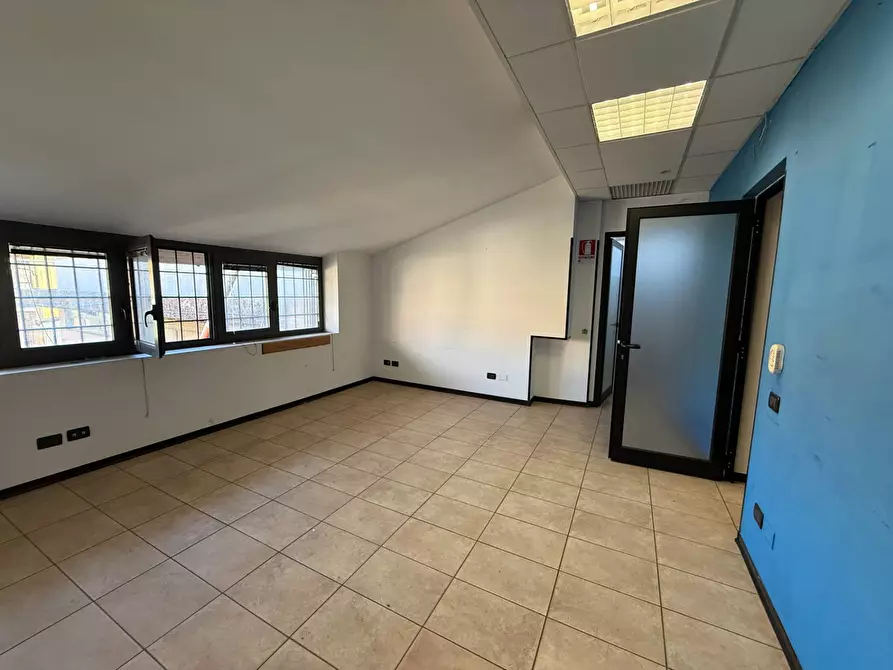 Immagine 11 di Ufficio in vendita  in Via Sant'Anna 4 a Valmontone