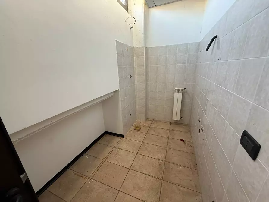 Immagine 13 di Ufficio in vendita  in Via Sant'Anna 4 a Valmontone