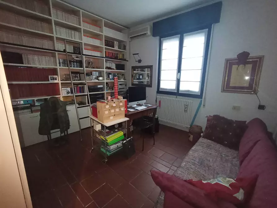 Immagine 31 di Appartamento in vendita  in Via Ugo Foscolo 12 a Cinisello Balsamo