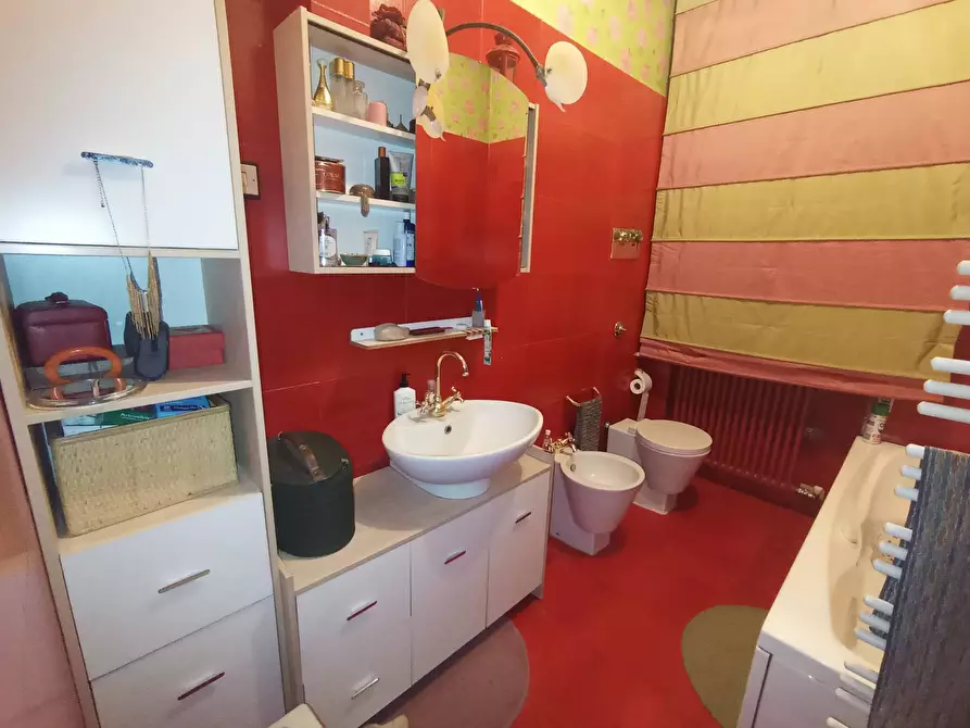 Immagine 34 di Appartamento in vendita  in Via Ugo Foscolo 12 a Cinisello Balsamo