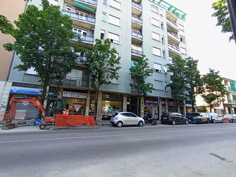 Immagine 2 di Appartamento in vendita  in Viale Rinascita 64 a Cinisello Balsamo