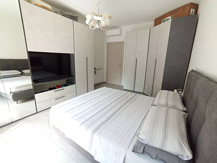 Immagine 12 di Appartamento in vendita  in Viale Rinascita 64 a Cinisello Balsamo