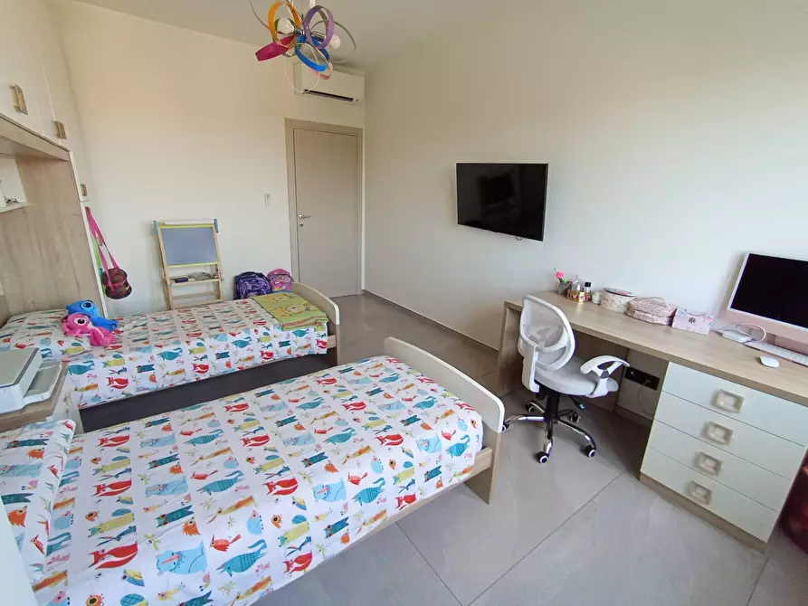 Immagine 17 di Appartamento in vendita  in Viale Rinascita 64 a Cinisello Balsamo