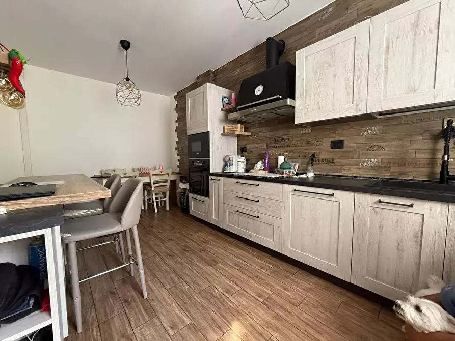 Immagine 9 di Appartamento in vendita  in Via Fratelli Sabatelli 9 a Seregno