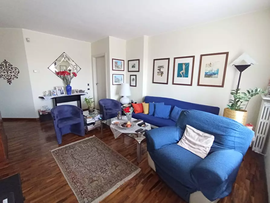 Immagine 5 di Appartamento in vendita  in Via Valenza 5 a Milano