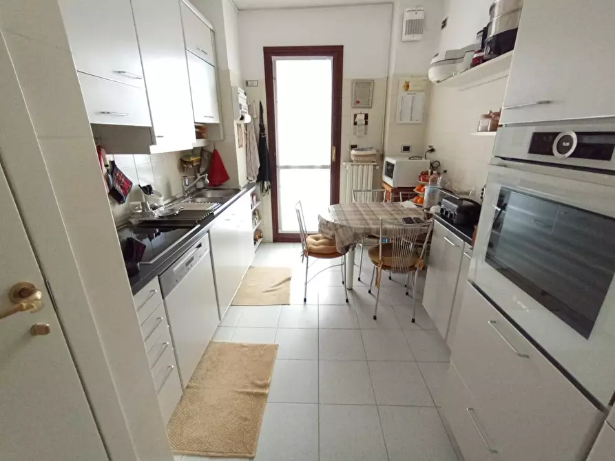 Immagine 9 di Appartamento in vendita  in Via Valenza 5 a Milano