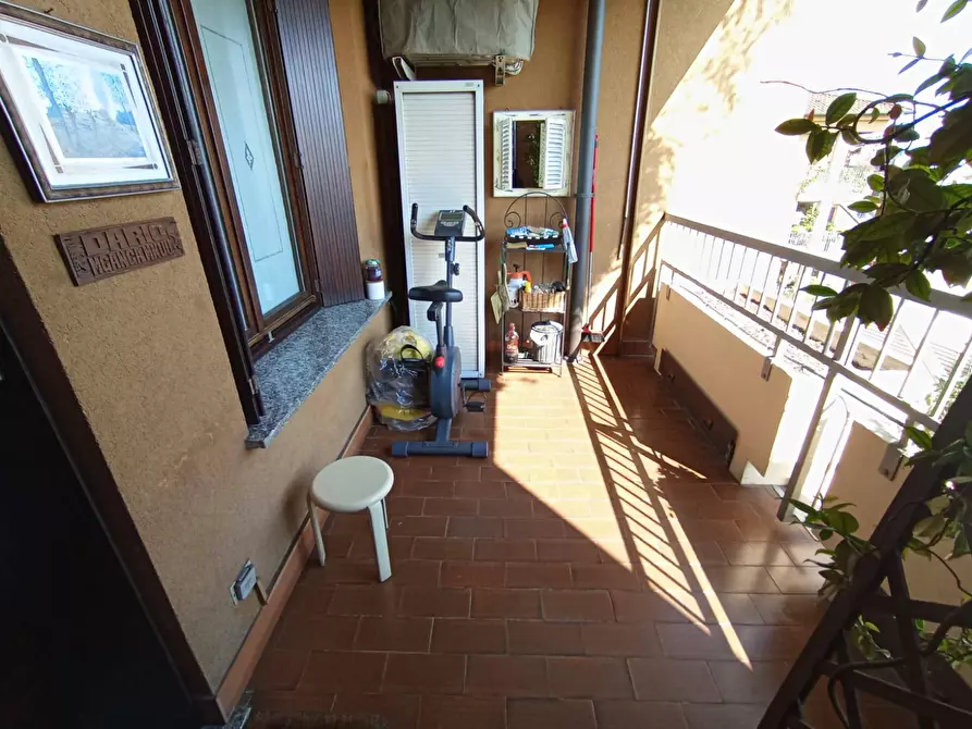 Immagine 15 di Appartamento in vendita  in Via Valenza 5 a Milano