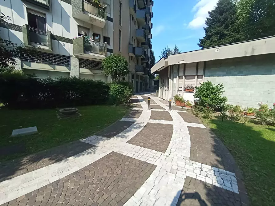 Immagine 5 di Appartamento in vendita  in Viale Umbria 4 a Cinisello Balsamo