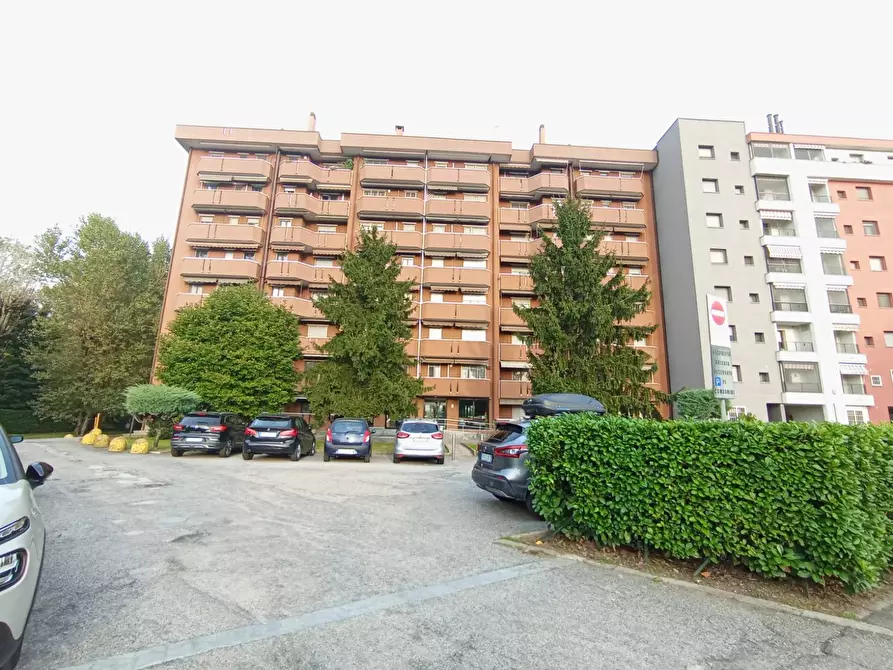 Immagine 2 di Appartamento in vendita  in Via Alberelle 9 a Rozzano