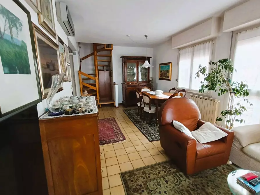 Immagine 10 di Appartamento in vendita  in Via Privata Leopardi 1 a Vedano Al Lambro