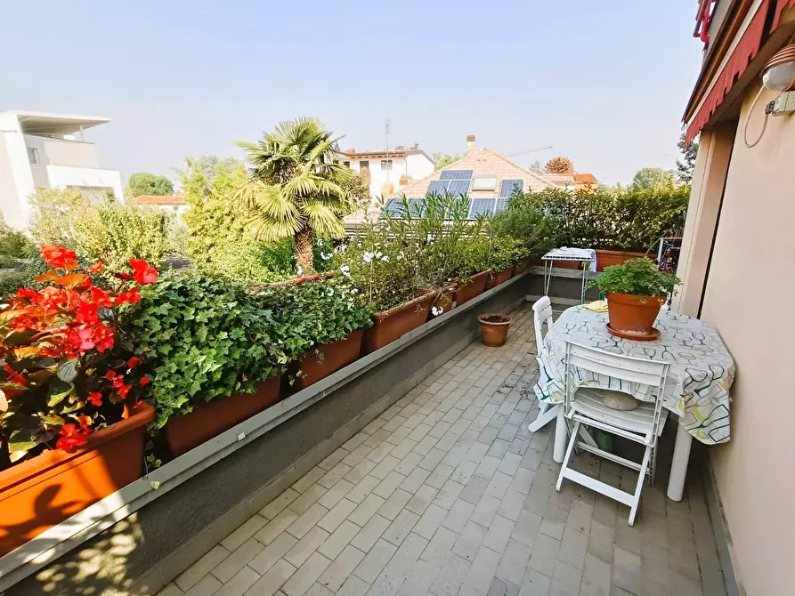 Immagine 15 di Appartamento in vendita  in Via Privata Leopardi 1 a Vedano Al Lambro