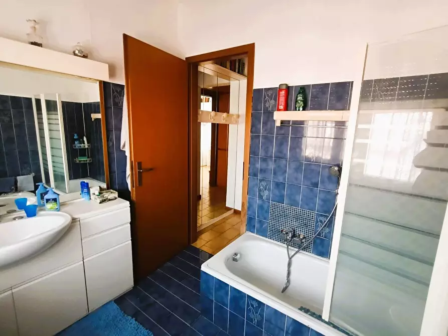 Immagine 24 di Appartamento in vendita  in Via Privata Leopardi 1 a Vedano Al Lambro